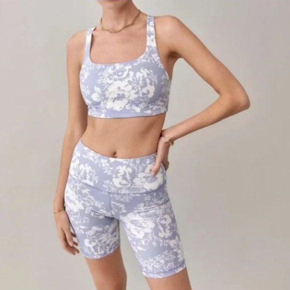 Authentic Reformation Ecomove High Rise 7" Bike Short in Porcelain | Worn Once - Picture 3 of 7